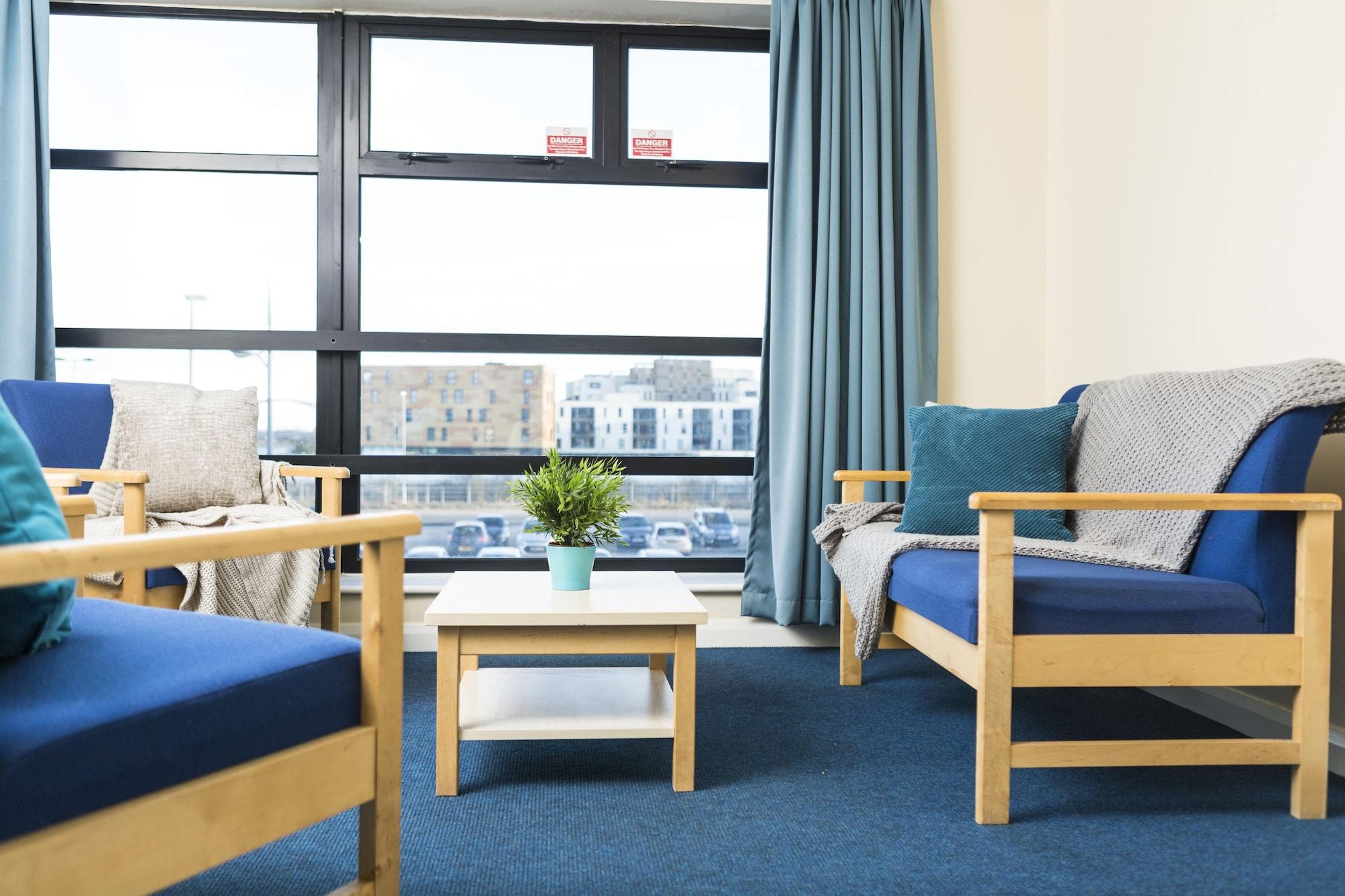 Newport Student Village Extérieur photo