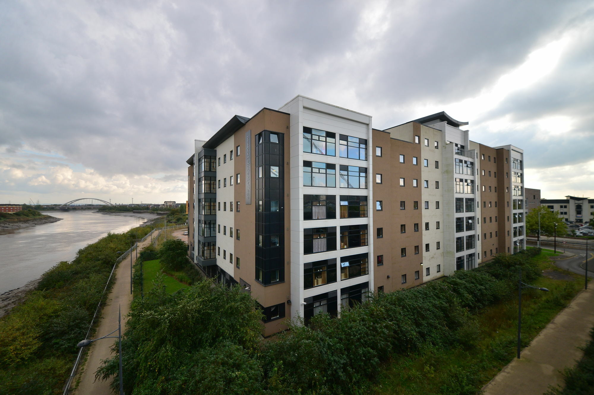 Newport Student Village Extérieur photo
